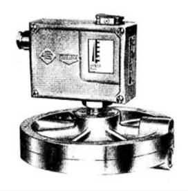 D520M/7DDP 微差壓控制器